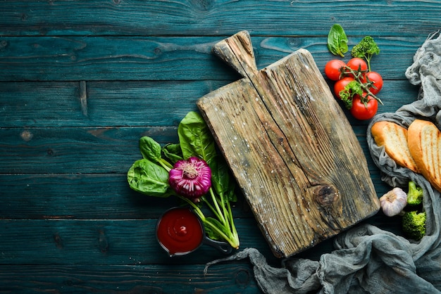 Deska do krojenia z warzywami